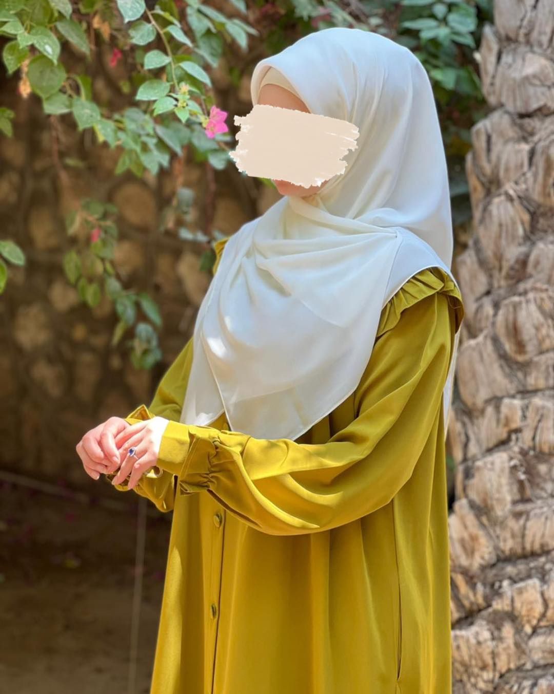 LAYLA ABAYA