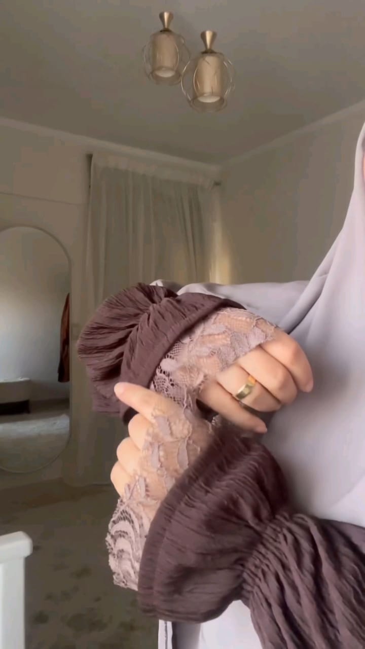 El amirat dress