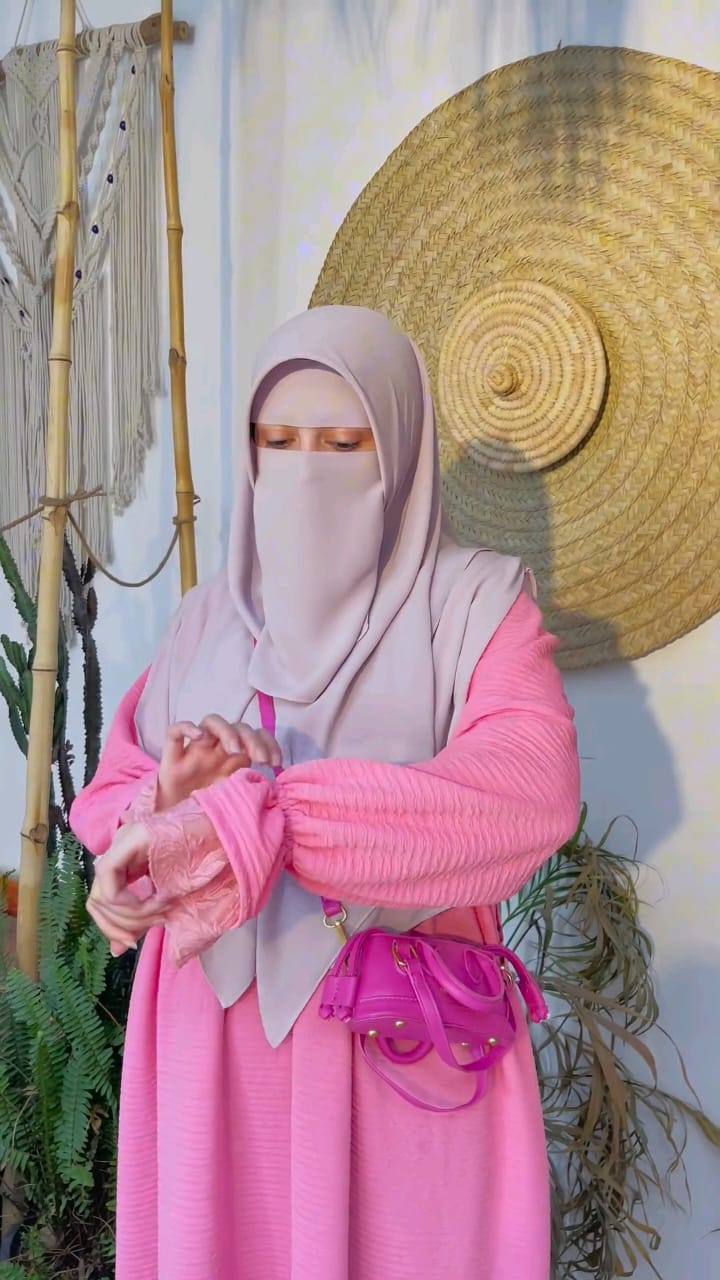 El amirat dress