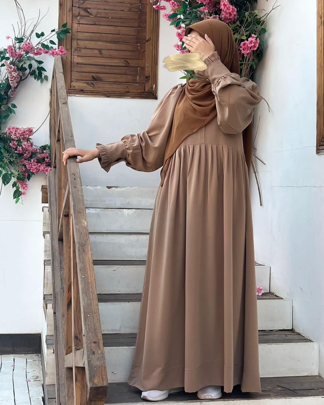 REDAA' ALSADAQA DRESS