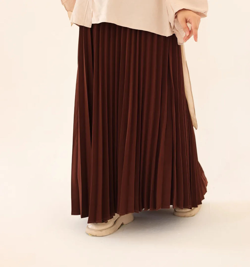 Pleated skirt (Crepe Material)