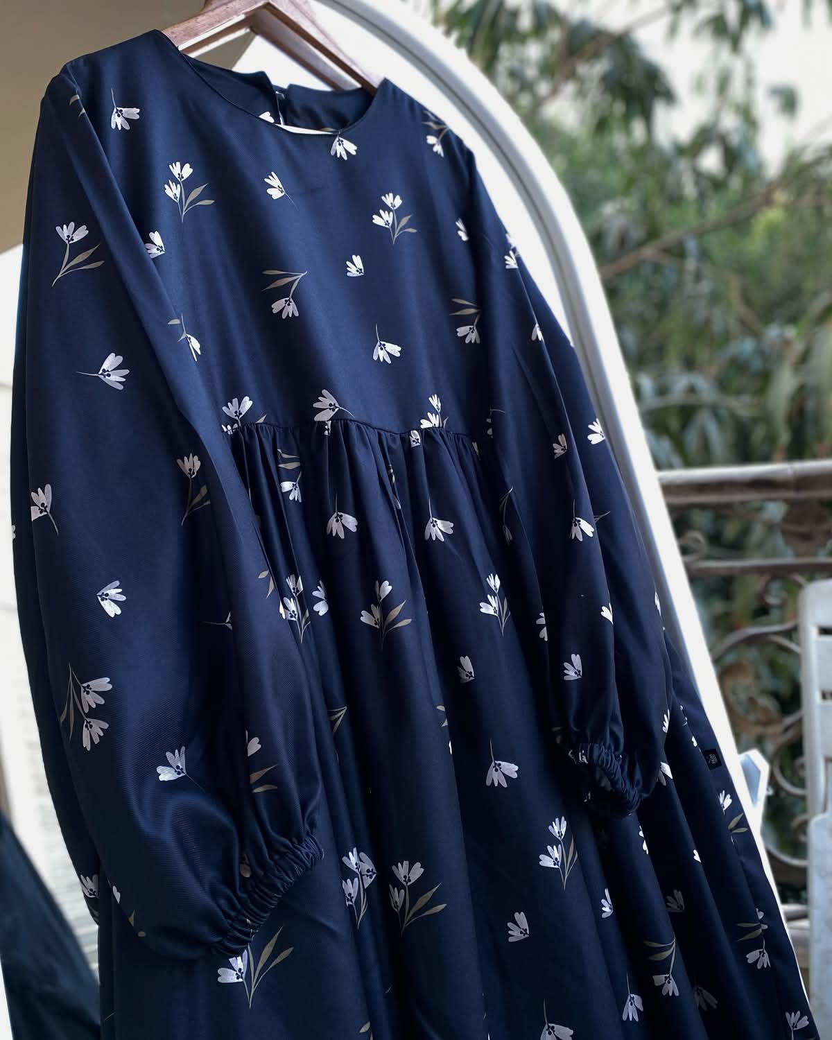 FLORAL MERA