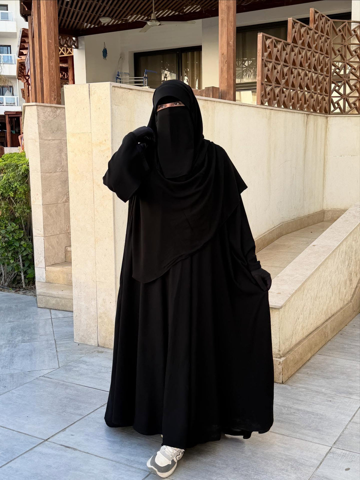 MALAYSIAN KHIMAR WITH BUILT-IN BONNET