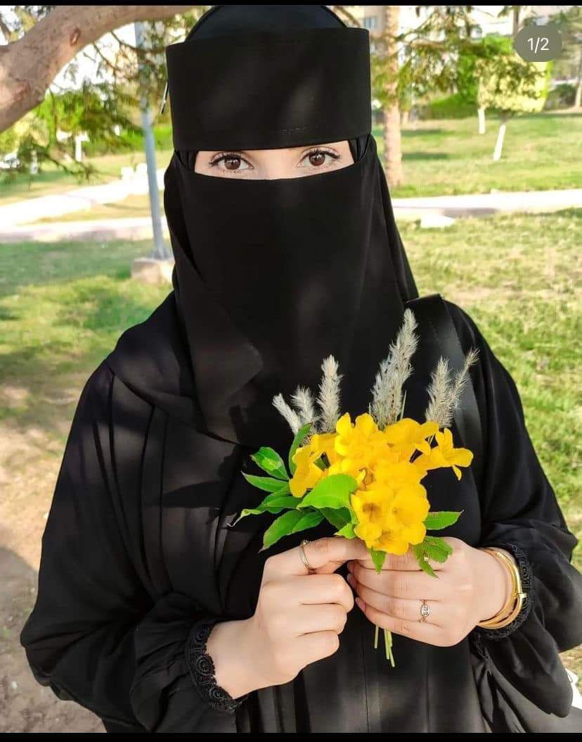 Black Saudi niqab (Hardened forhead)