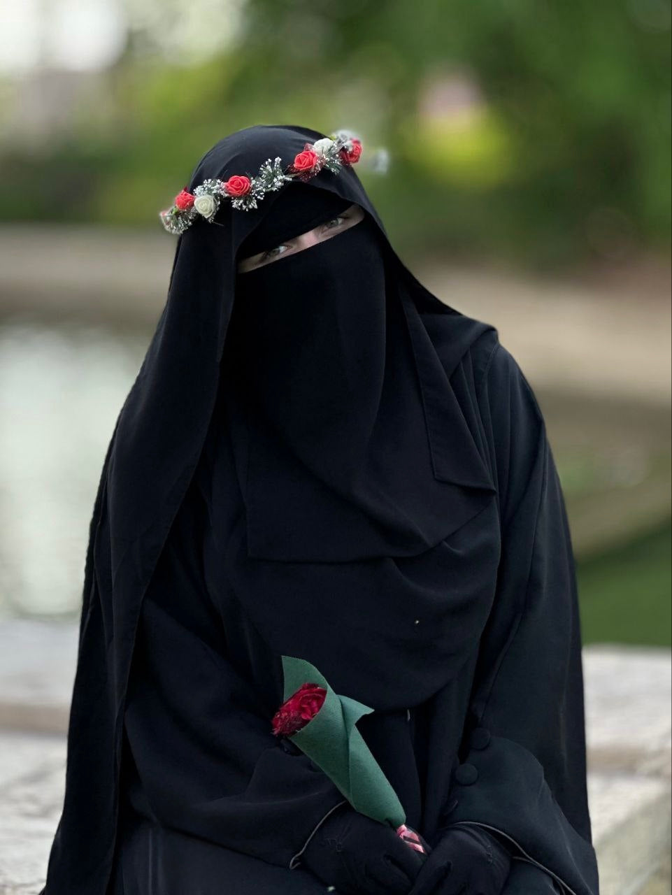 FLOWY GHISHWA