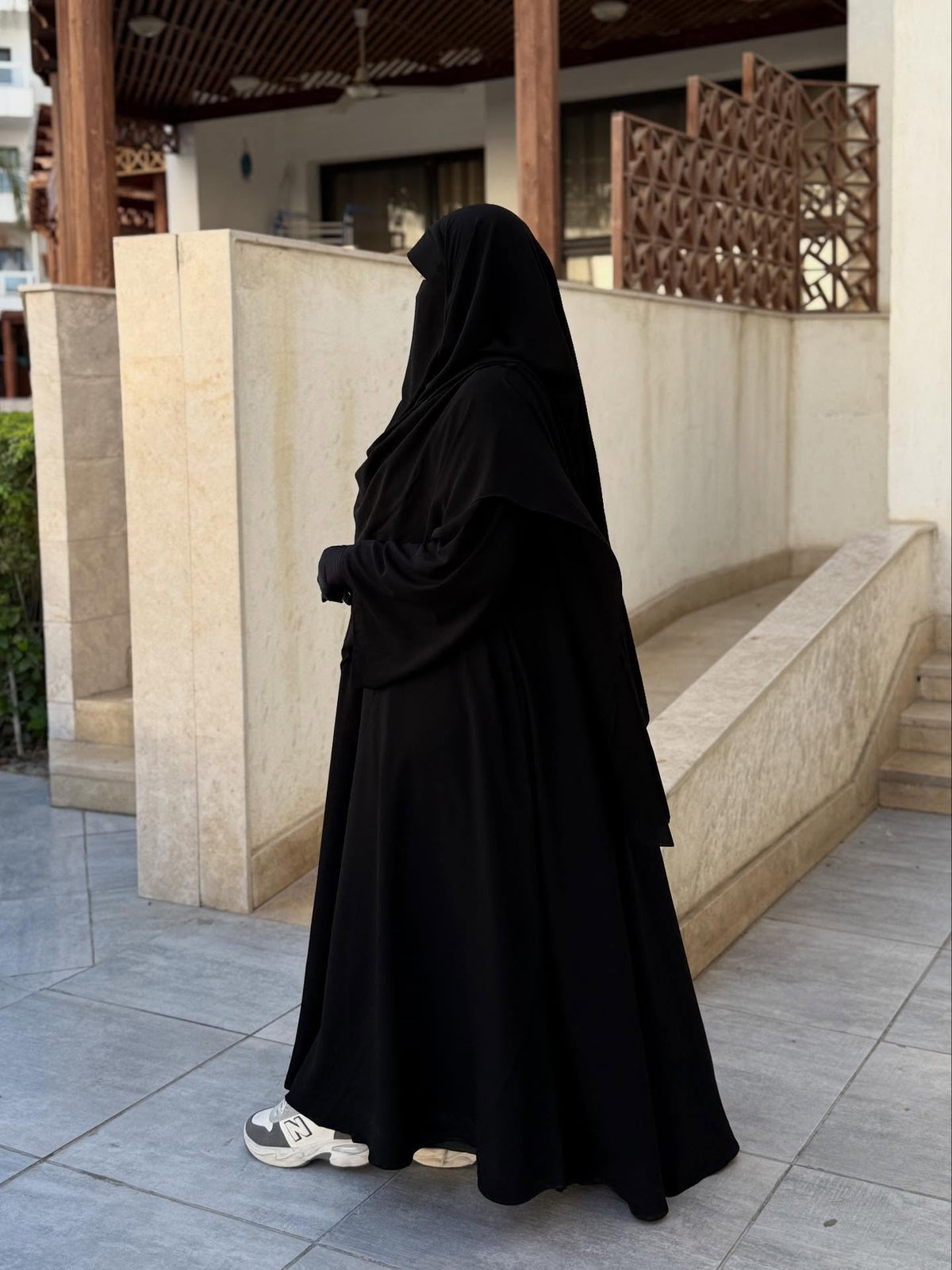 MALAYSIAN KHIMAR WITH BUILT-IN BONNET