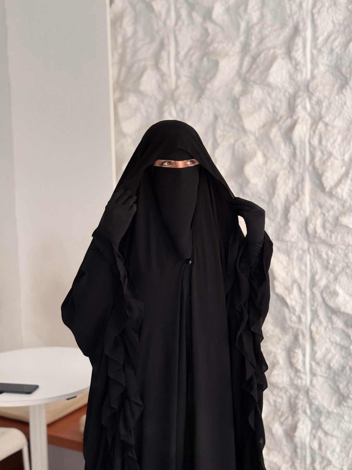 RUFFLED GHISHWA VEIL