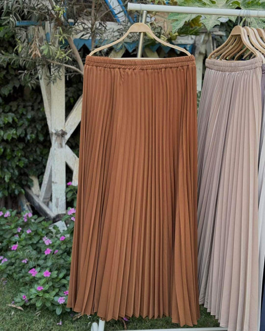 Pleated skirt (Crepe Material)